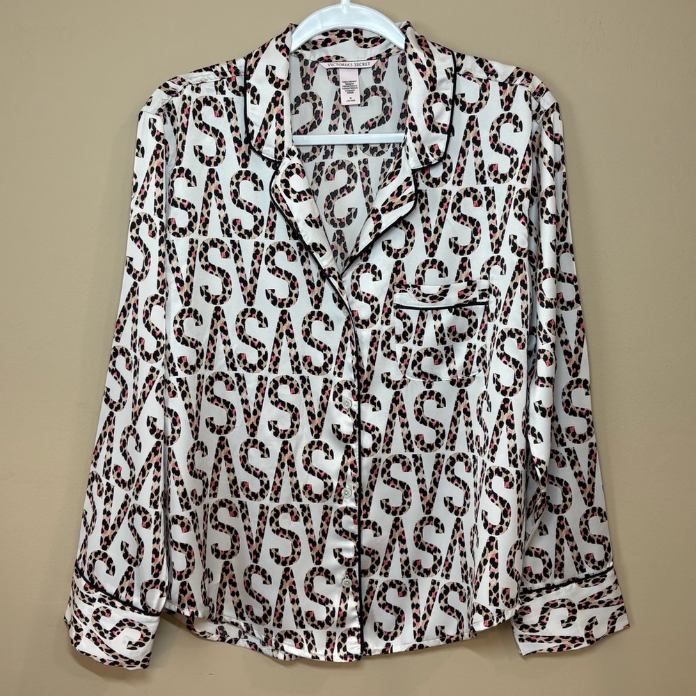Victoria's Secret Leopard Print VS Logo Pajama Top, M, Gently Worn